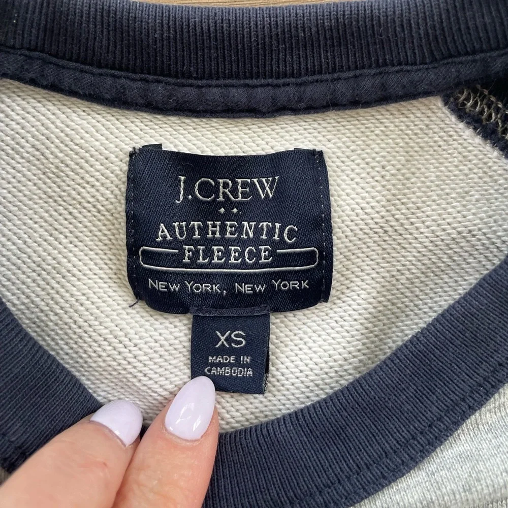 J. Crew Authentic Fleece Men's Navy/Gray Crewneck Raglan Sweatshirt, XS - Picture 4 of 4
